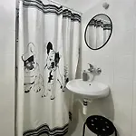 Modern Flat Near Downtown Пловдив