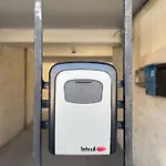 Modern Flat Near Downtown * Пловдив