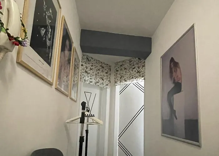 דירה Modern Flat Near Downtown *